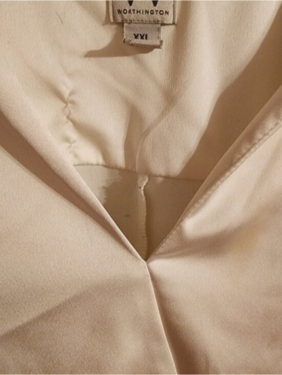 Top - Picture 3 of 6